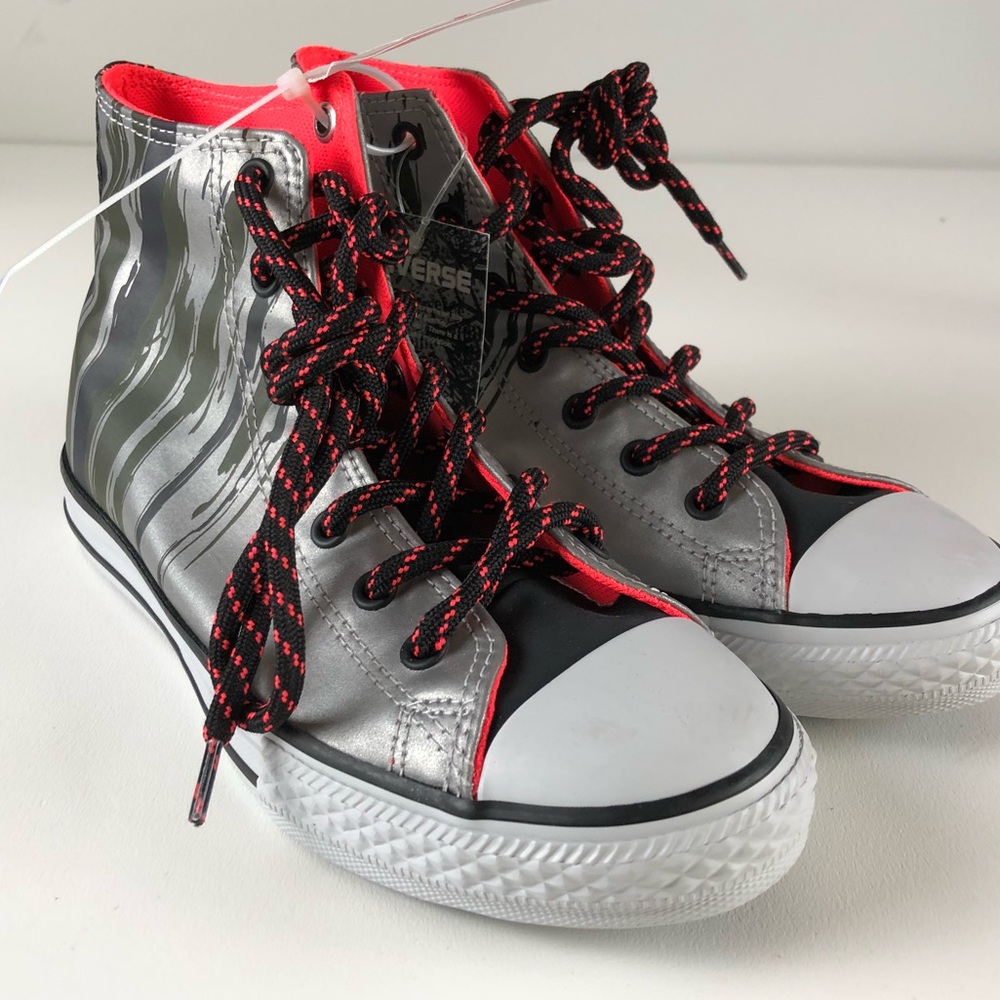 Converse Hi Top Chuck Taylor Flash Flood Shoes NWT - Picture 2 of 7
